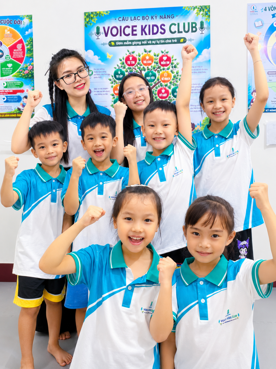 Học viên VOICE KIDS cùng thể hiện tinh thần quyết tâm
